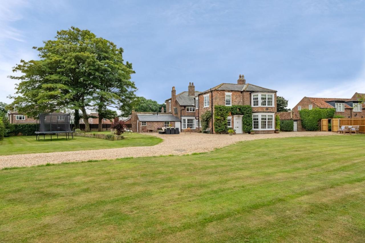 Manor House Villa Beeford Exterior photo